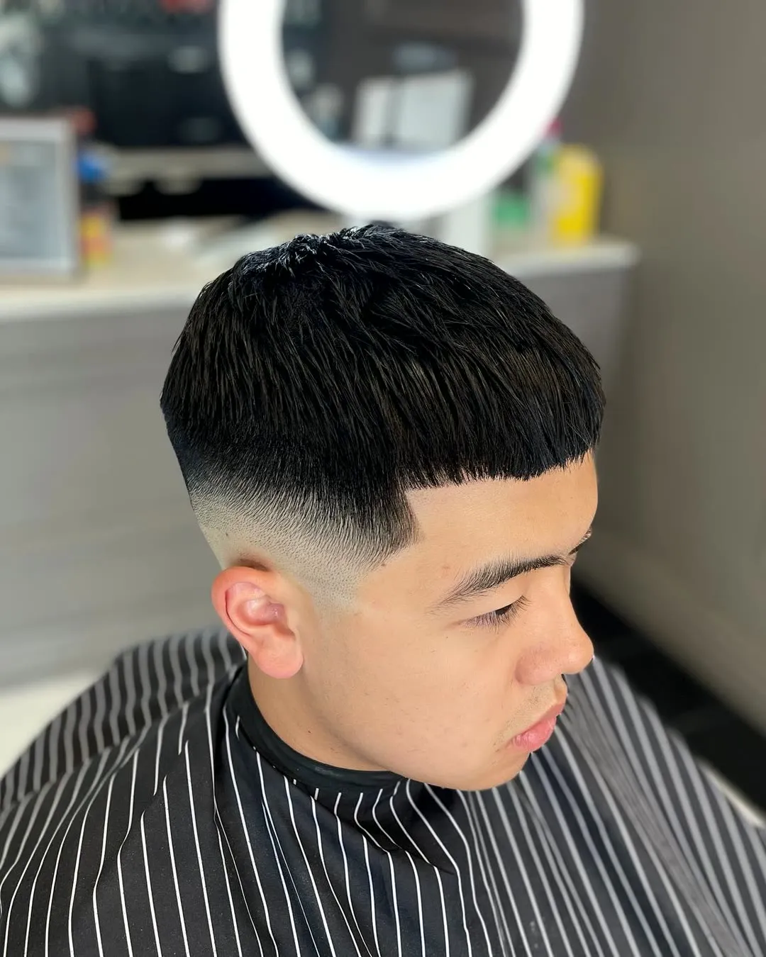 Textured crop top with a high fade